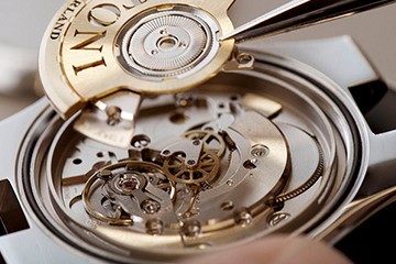 欧米茄为什么老停