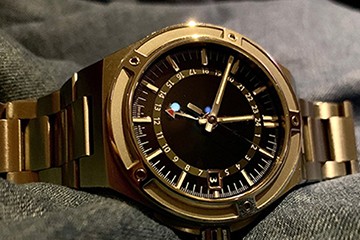 欧米茄表扣磨损了