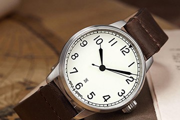 欧米茄手表有雾气维修