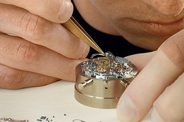 欧米茄表为什么走慢